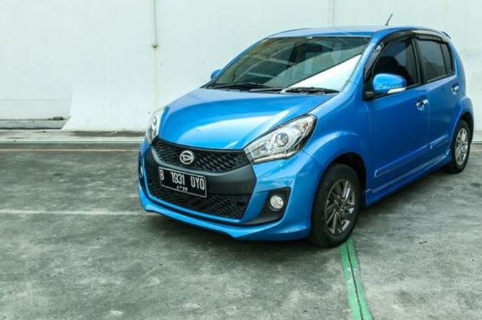 DAIHATSU SIRION